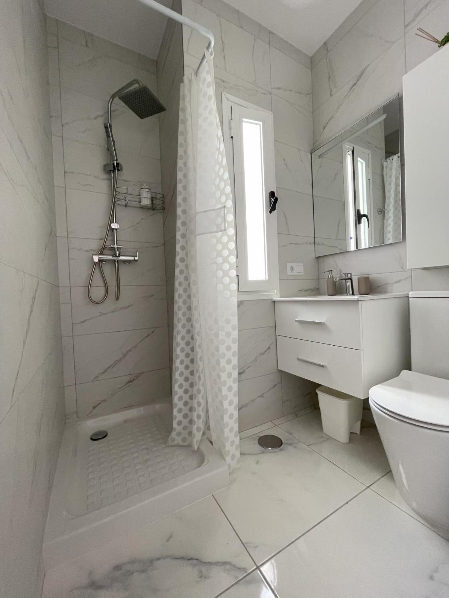 Newly Renovated Apartment With 2 Terrace, 2 Bedroom, 5Min Beach Пуэрто-де-Сантьяго Экстерьер фото