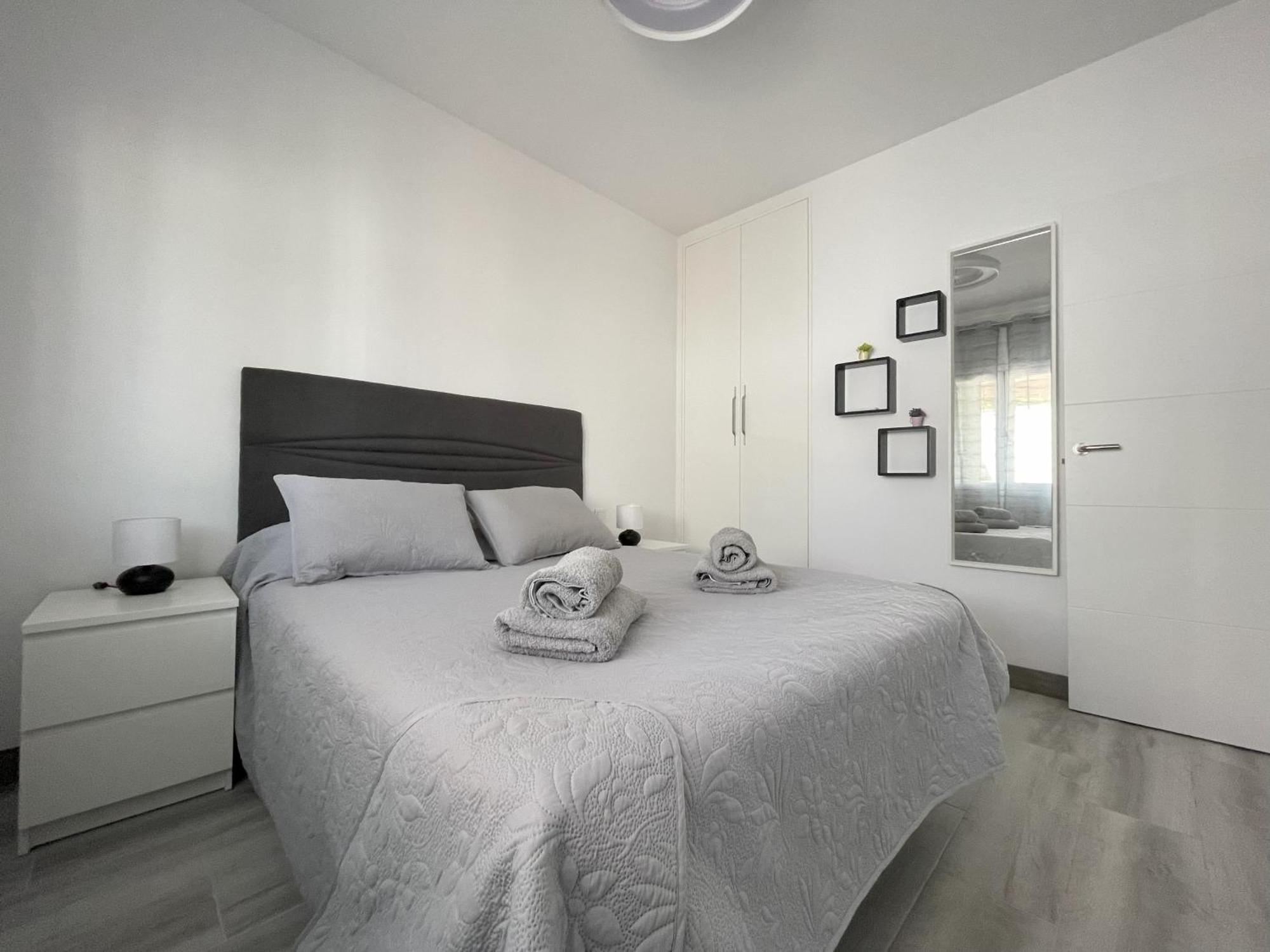 Newly Renovated Apartment With 2 Terrace, 2 Bedroom, 5Min Beach Пуэрто-де-Сантьяго Экстерьер фото